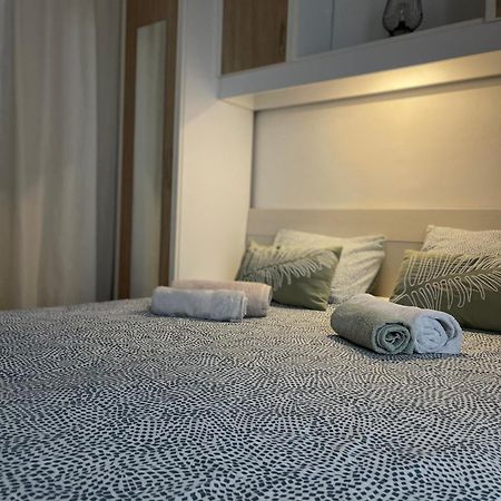 Apartman Hrusta 茨里克韦尼察 外观 照片