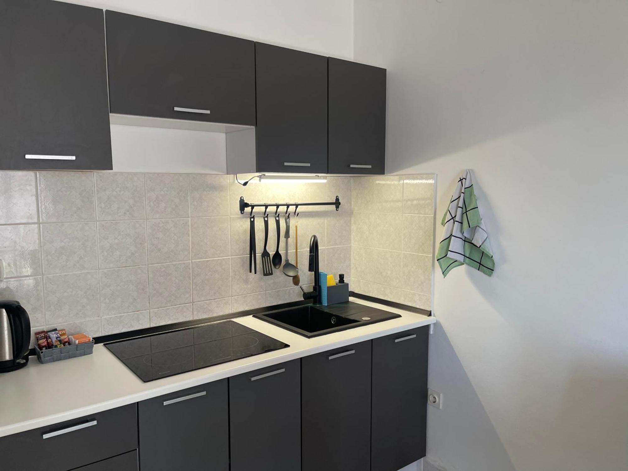 Apartman Hrusta 茨里克韦尼察 外观 照片